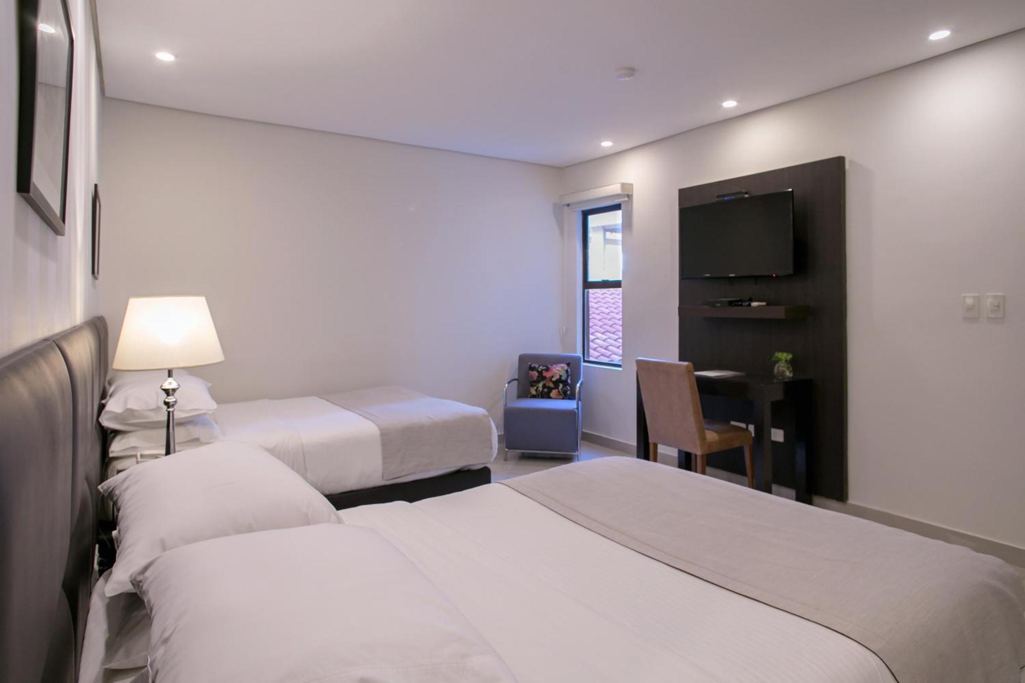 Las Lomas Casa Hotel Asuncion Ngoại thất bức ảnh