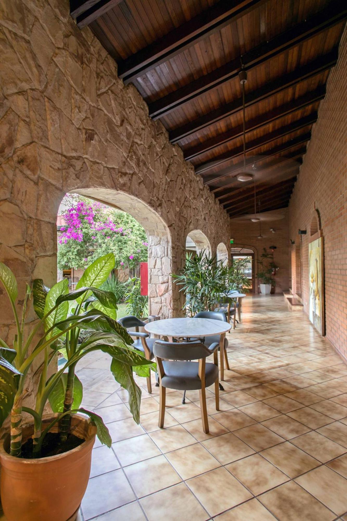 Las Lomas Casa Hotel Asuncion Ngoại thất bức ảnh